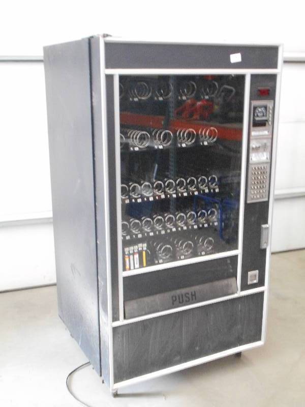 40-Selection Snack Vending Machine,...