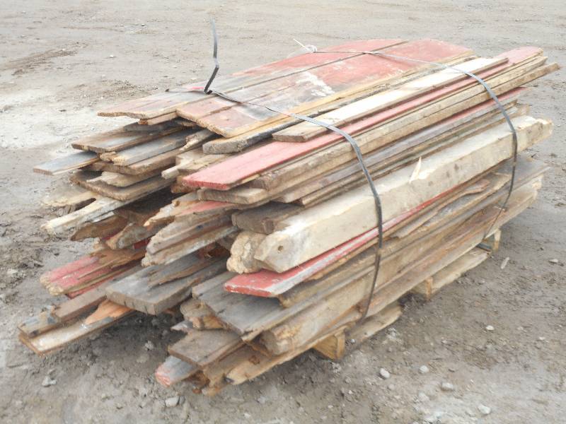 Pallet Lot Of Salvaged Barn Wood, L...