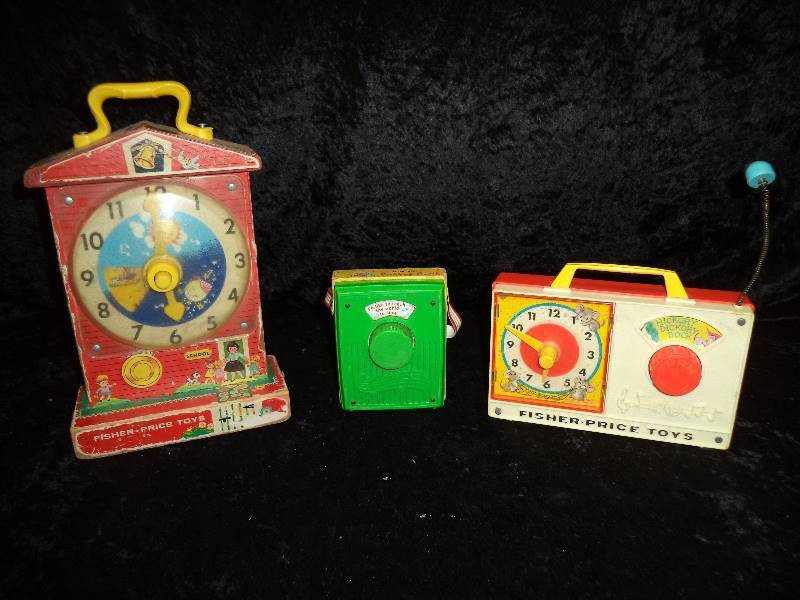 lot 25 image: Lot - Vintage Fisher Price Toys