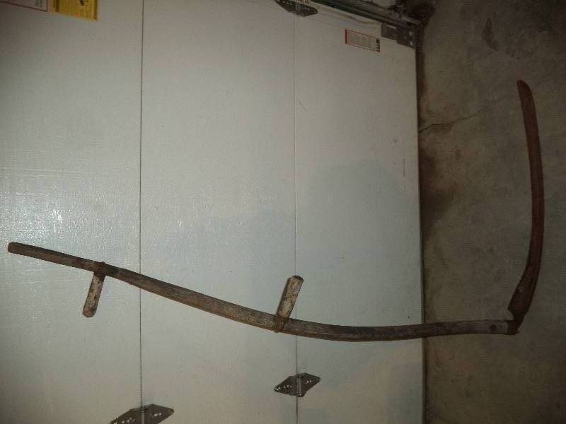 lot 46 image: Scythe