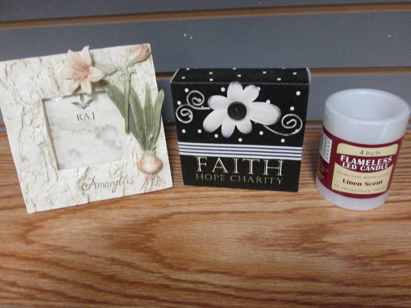 Photo frame, Inspirational plaque, ...