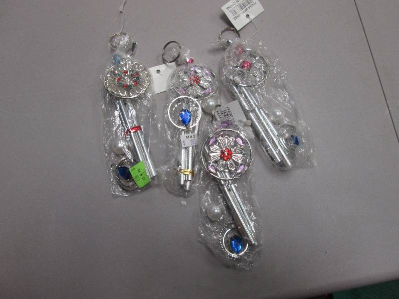Lot of 4 mini assorted windchimes...