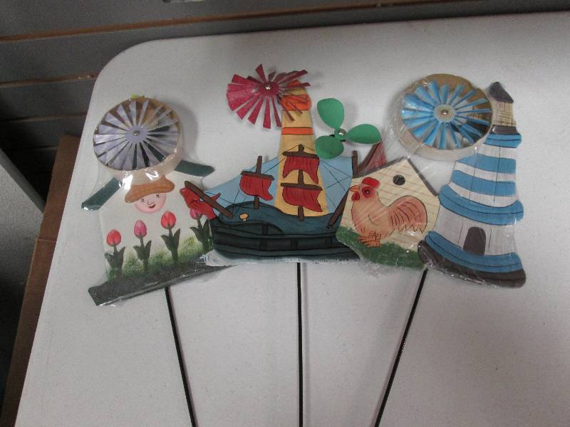 Lot of 3 pinwheelwindmill metal ga...