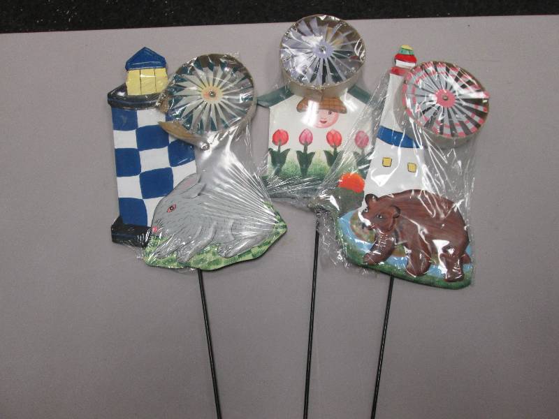 Lot of 3 pinwheelwindmill metal ga...