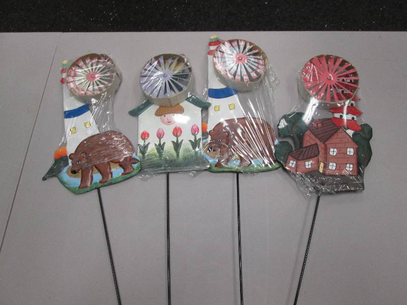 Lot of 4 pinwheelwindmill metal ga...