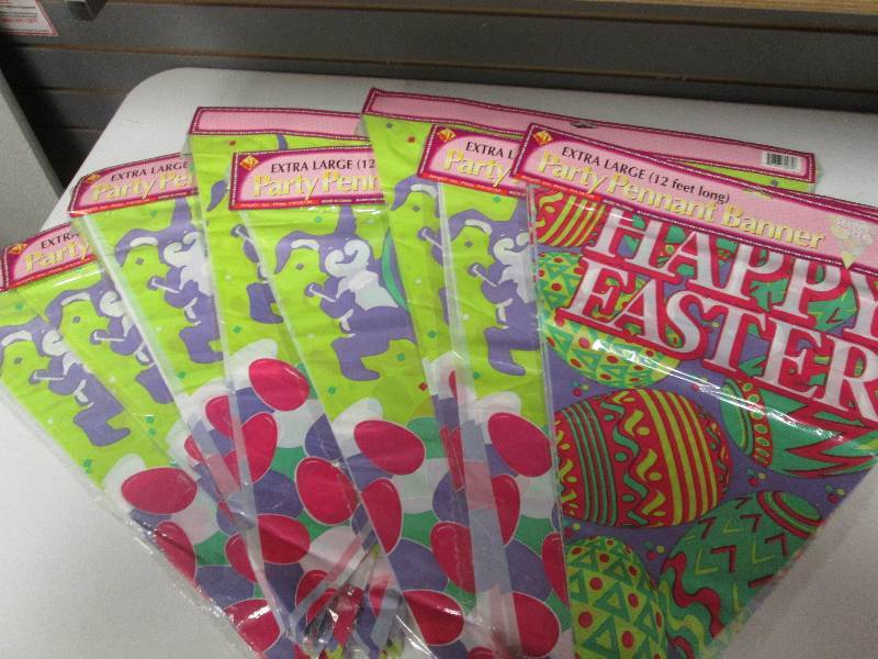 Lot of 11 extra large 12ft Easter p...