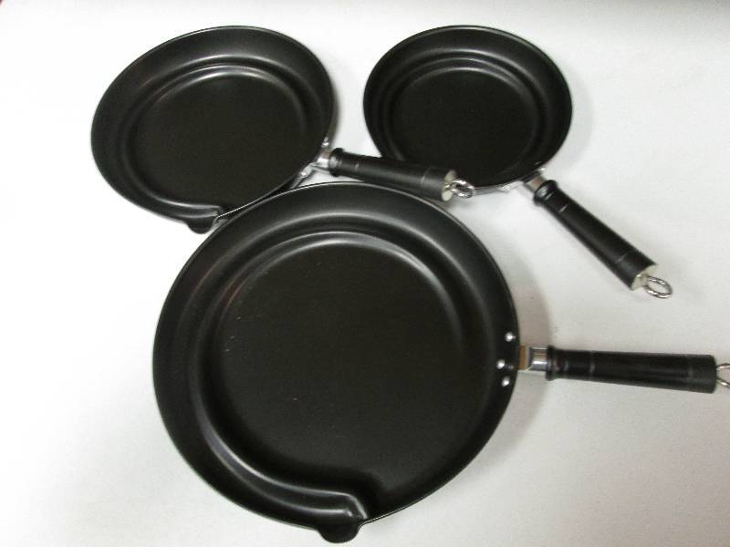 Set of 3 non-stick saute pans 8 12...