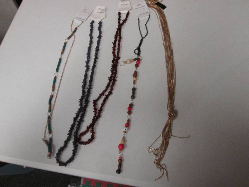 Lot of 5 assorted necklaces...