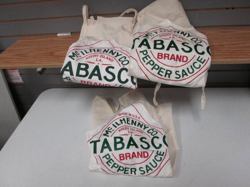 Lot of 3 Tabasco brand barbecue apr...