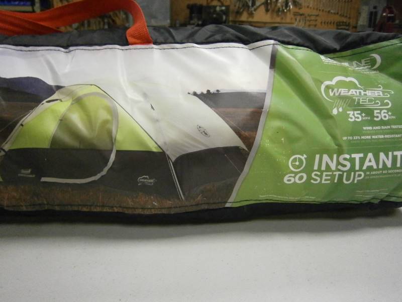 lot 4 image: Coleman 4 Person Dome Tent