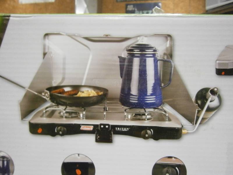 lot 9 image: Coleman Triton  Gas Stove