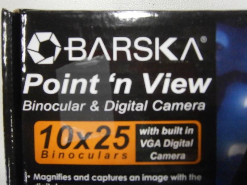 lot 38 image: BinocularsDigital Camera
