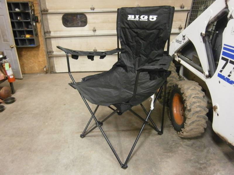 lot 85 image: Large Camping Chair