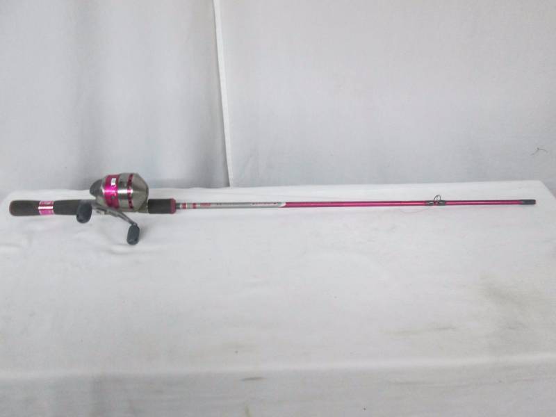 Zebco 33 Authentic Fishing RodReel