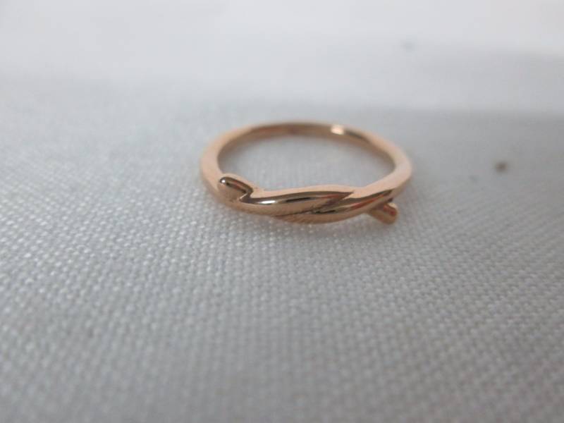 Chisel Stainless Steel Pink Twisted Ring