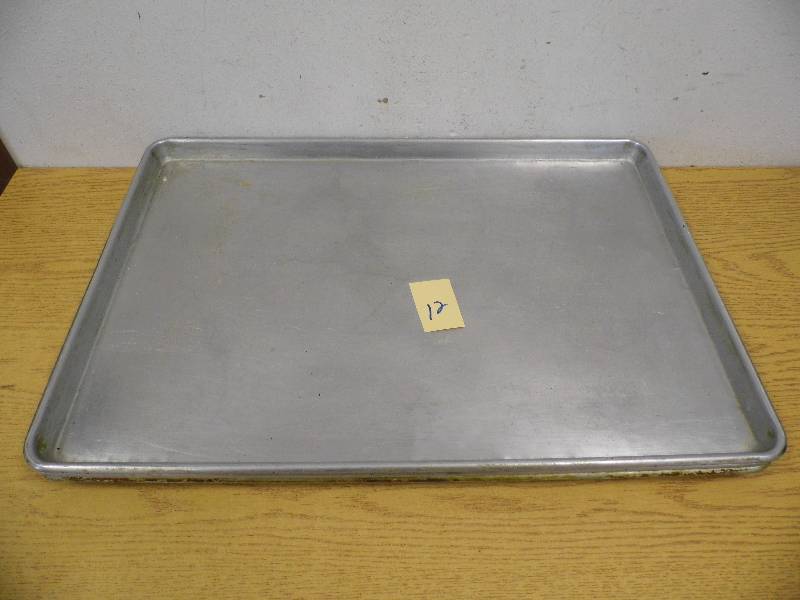 3 Baking Pans