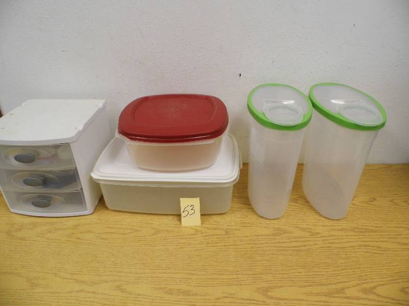 Containers with Organizer
