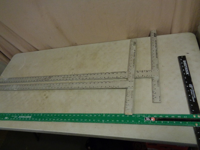 lot 104 image: 3 Aluminum Drywall Squares