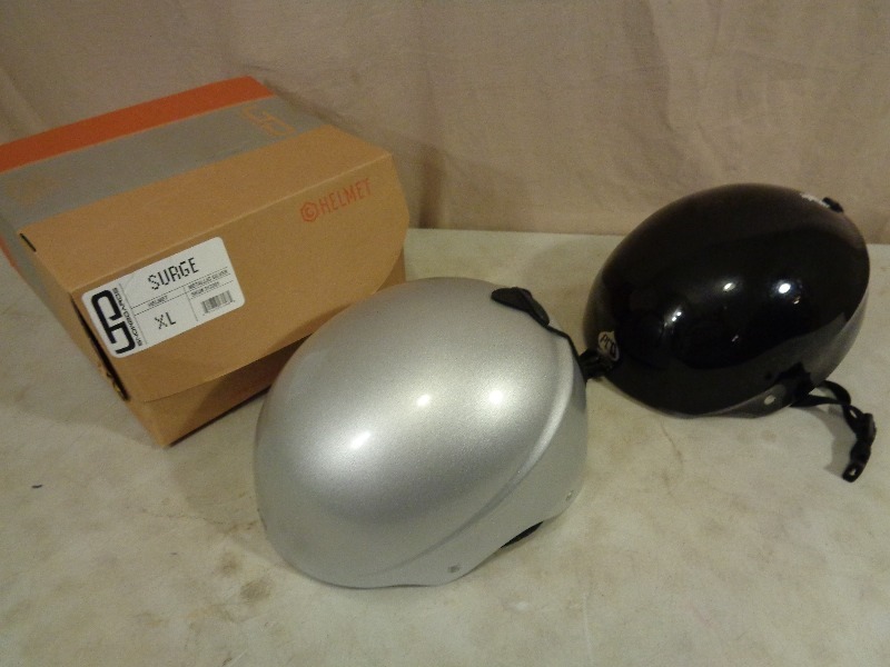 lot 155 image: 2 Helmets
