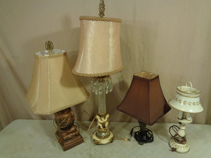 lot 165 image: 4 Lamps With Shades