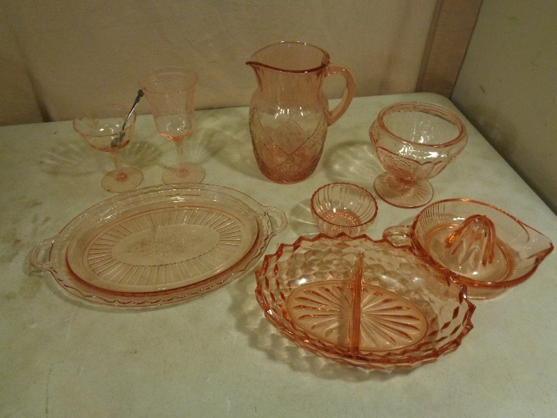 lot 183 image: Pink Glassware
