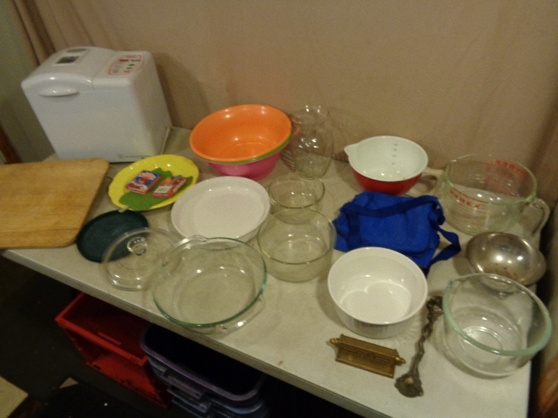 lot 231 image: Bread Machine, Pyrex, Bowls, and More