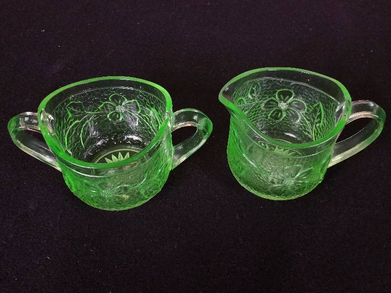 lot 22 image: Green Depression Glass Cream and Sugar