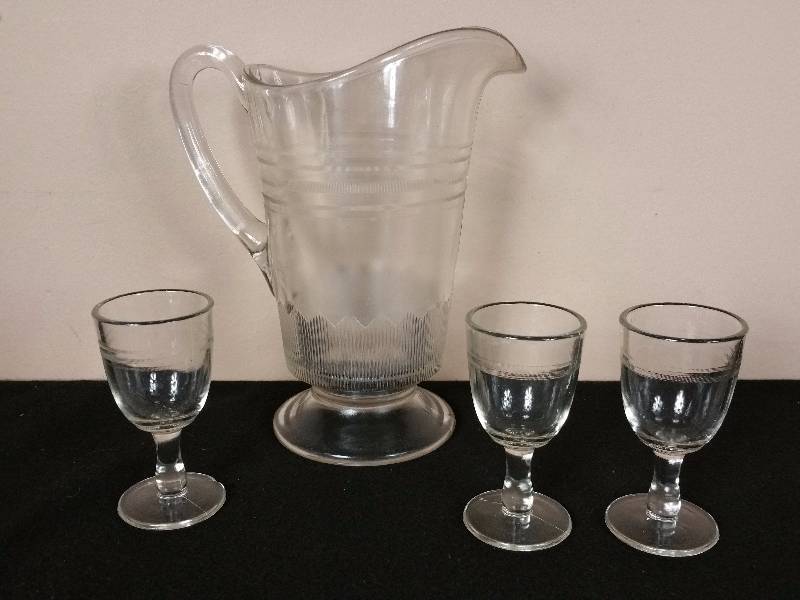 lot 64 image: Vintage Pitcher and (3) Cordials