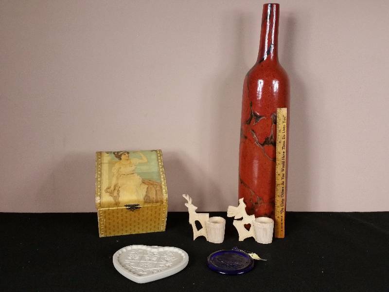lot 106 image: March Auction