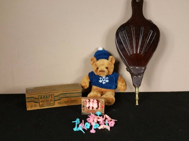 lot 118 image: March Auction