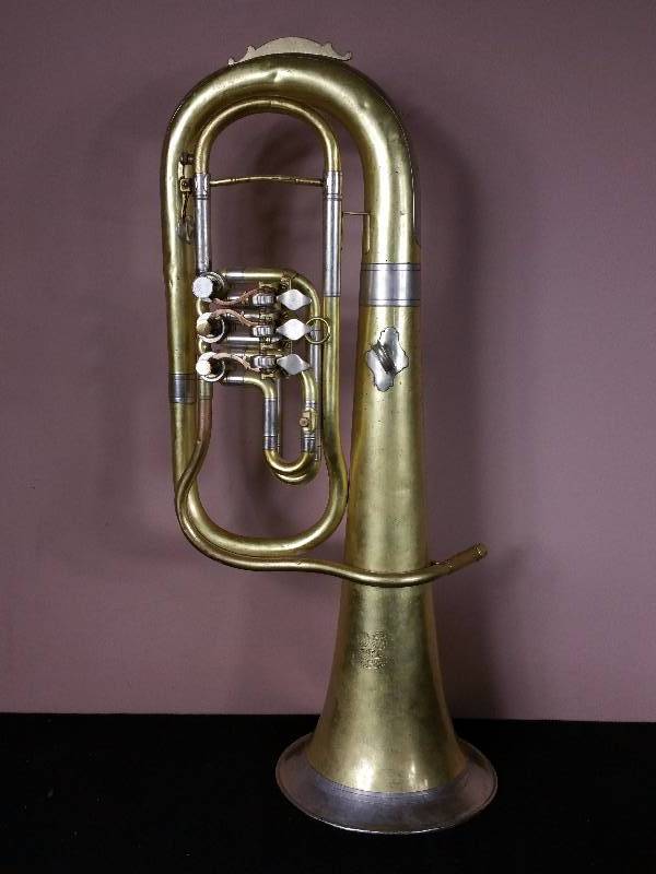 lot 124 image: March Auction