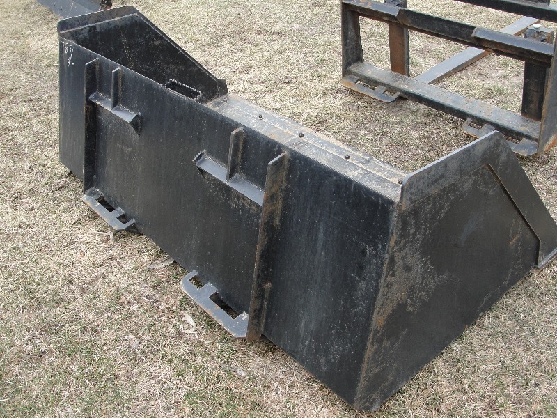 Unused 78 Snow & Litter bucket
