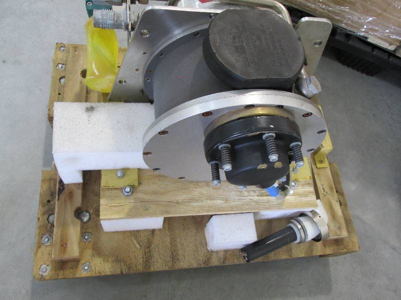 lot 137 image: X ray tube part - huge value