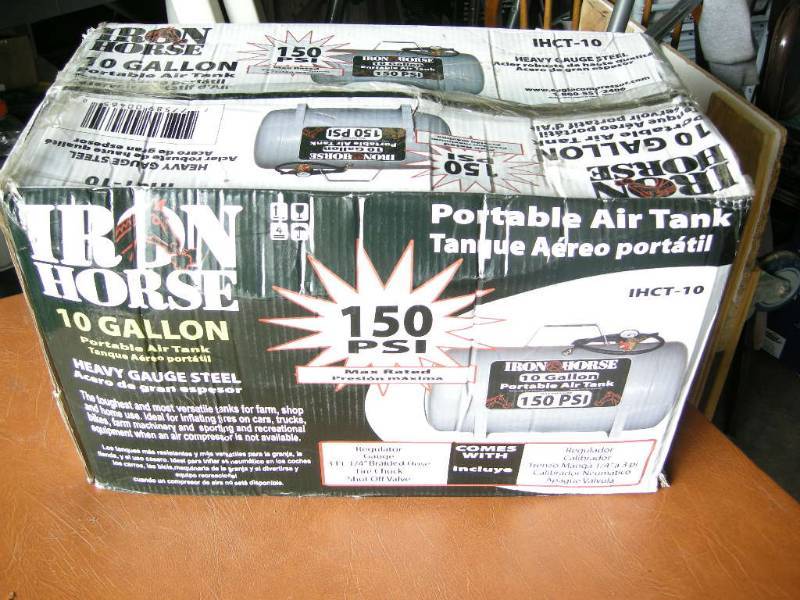 Iron Horse 10 gallon Portable Air Tank