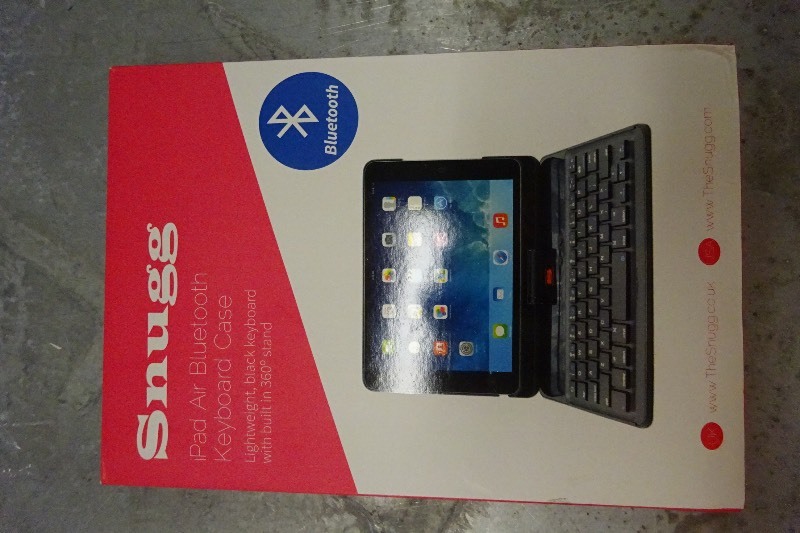 lot 16 image: Wireless Keyboard for Ipad Air
