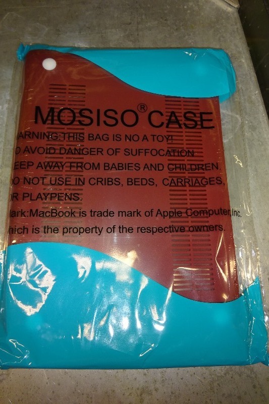 lot 30 image: MacBook Pro 13 Cover