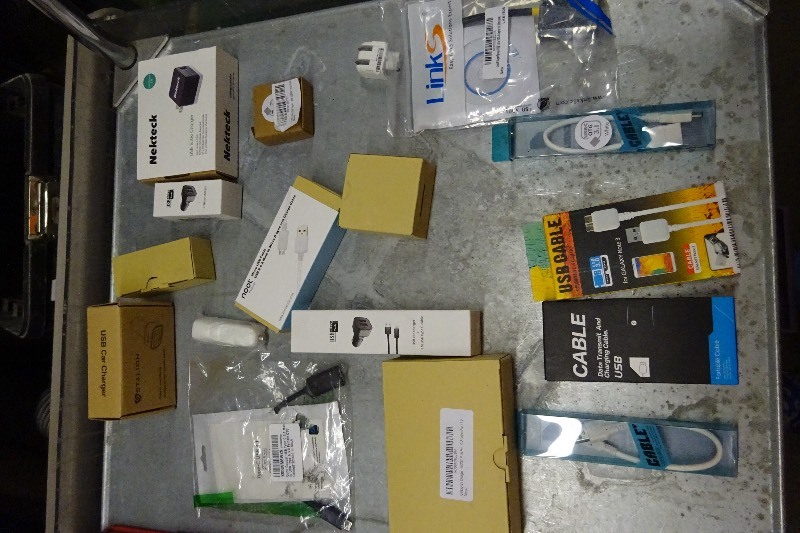 lot 50 image: Cellphone charger cods, many types