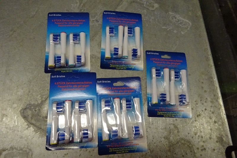 lot 68 image: Replacement tooth brushes