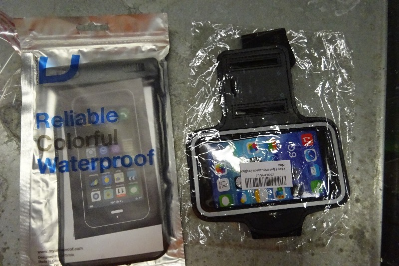 lot 81 image: Fitness phone bands
