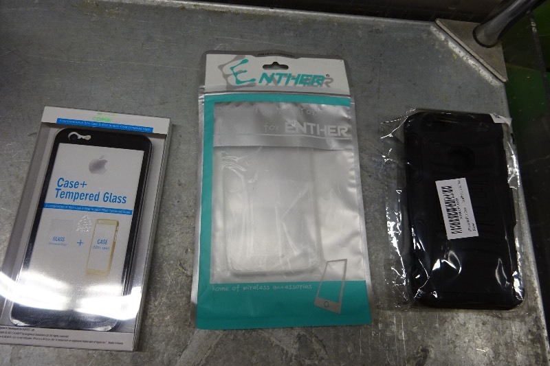 lot 92 image: IPhone 6 plus cases (3)