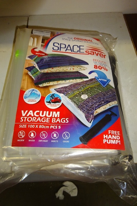 Sealable bags