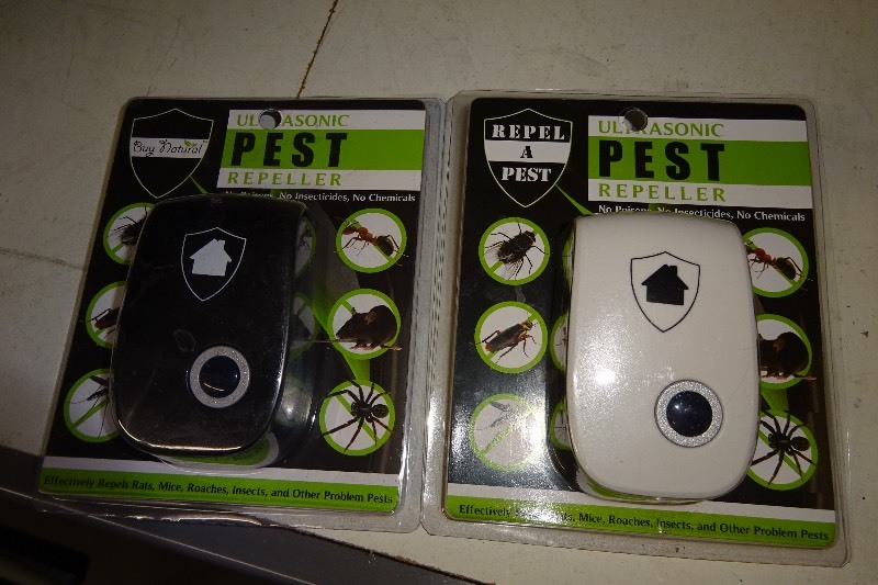 2 pest repellars
