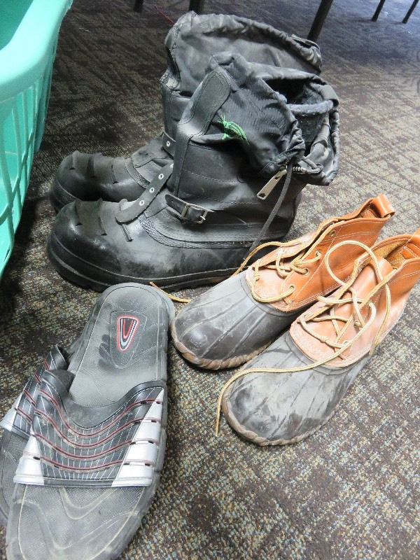 Mens boots