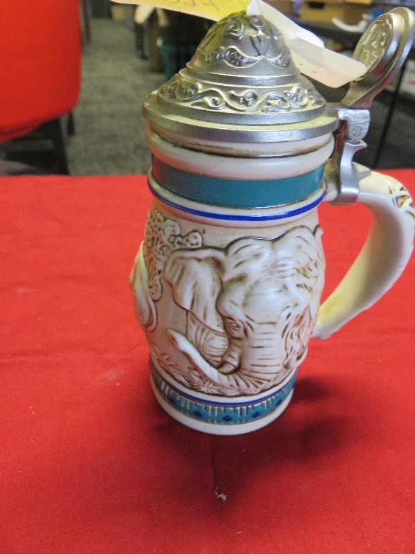 Elephant Stein