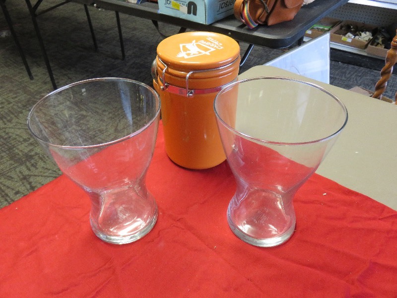 Vase Lot