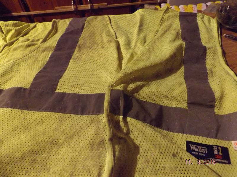 3 Safety Vests