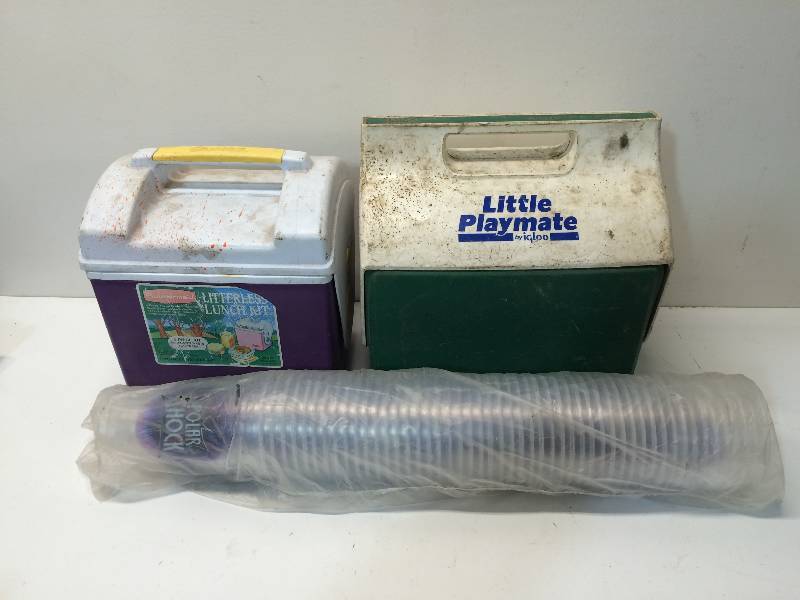 2 Coolers And 50 Plastic Glasses