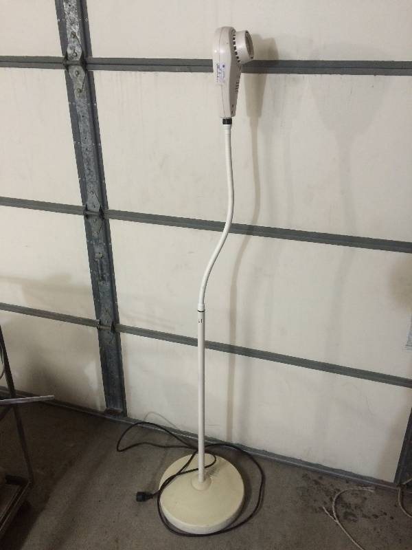 Floor Lamp With 2 Way Light