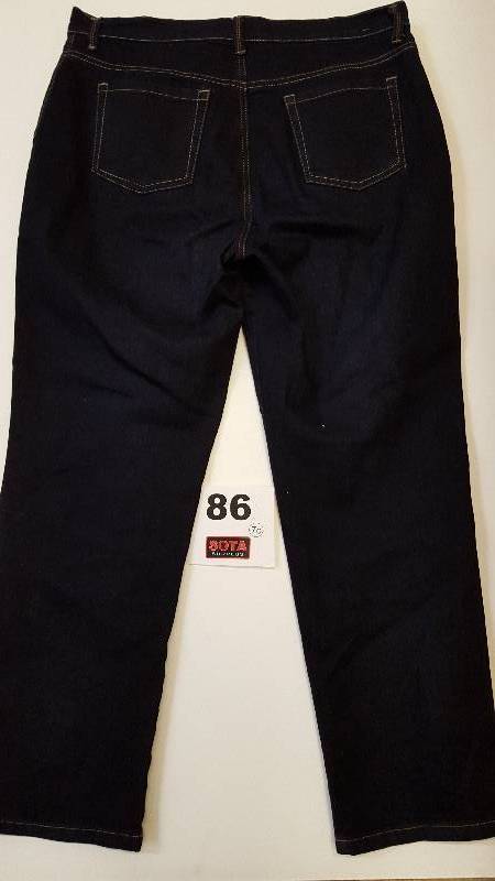 lot 86 image: GLORIA VANDERBELT AMENDA JEANS  DK BLUE  14