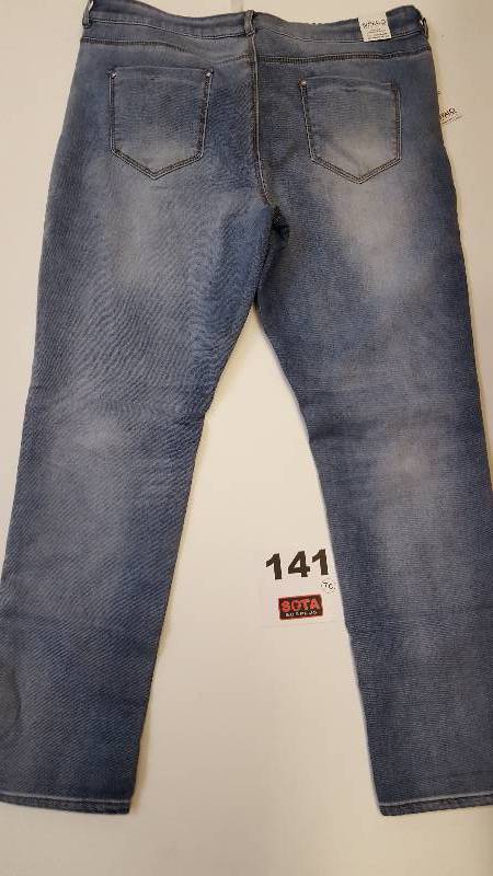 lot 141 image: BUFFALO DAVID BUTTON MID-RISE PANT L BLUE  1232